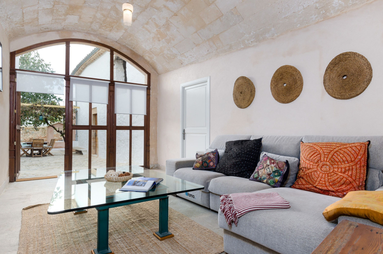 Room 3, Jaume Ii in Llucmajor, Baleares