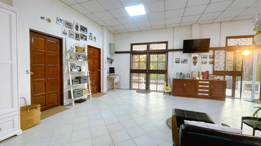 Public Area 3, Silpasom ARTstay, Phunphin