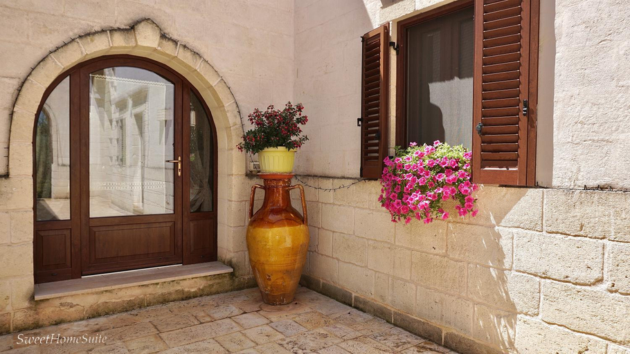 Others 2, Sweet Home Suite, Brindisi