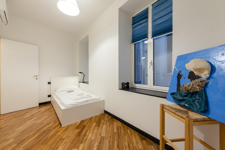 Bedroom 4, Charming Flat Next to Genoa s Aquarium, Genova