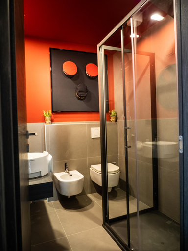 Bedroom 3, Carlotta Station Suite, Bologna