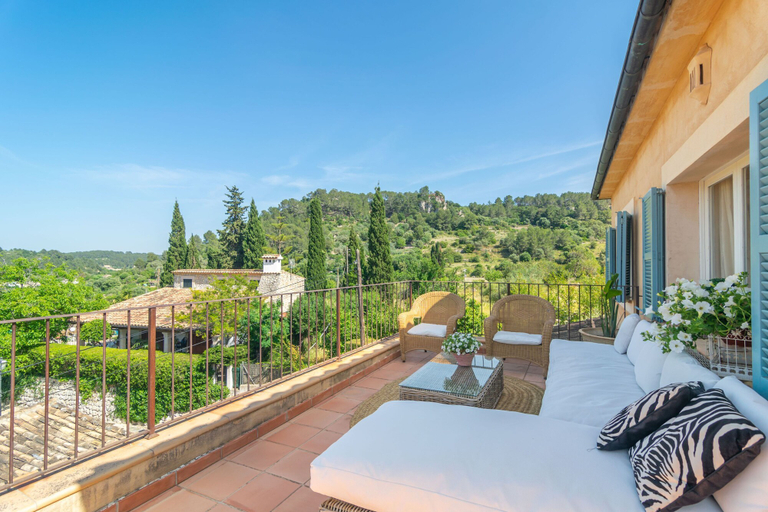 Room 5, La Font Mancor in Mancor de la Vall, Baleares