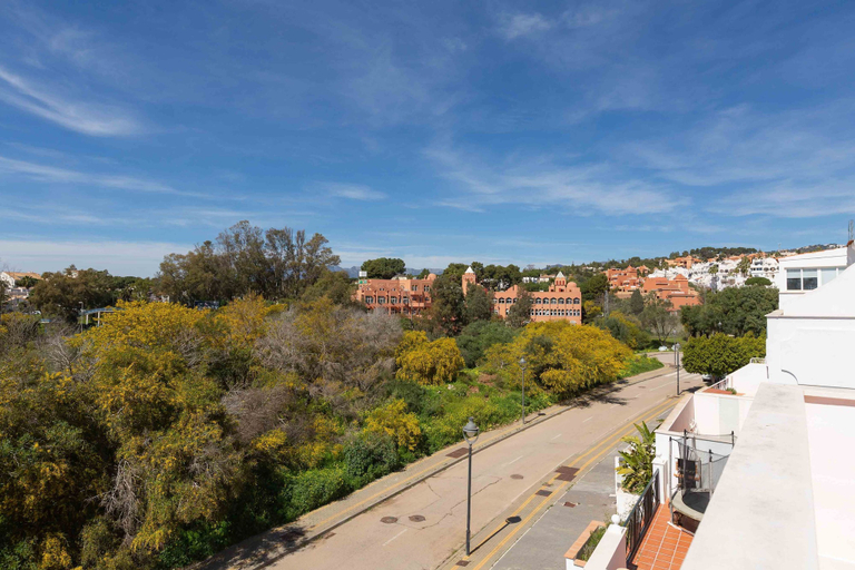 Room 2, Artola in Marbella With 4 Bedrooms and 3 Bathrooms, Málaga