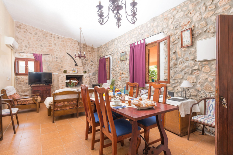 Others 5, Finca Can Calisto in Inca, Baleares