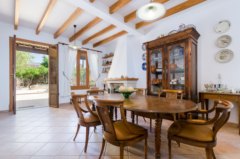 Room 2, Can Mora in Campos With 3 Bedrooms and 2 Bathrooms, Baleares