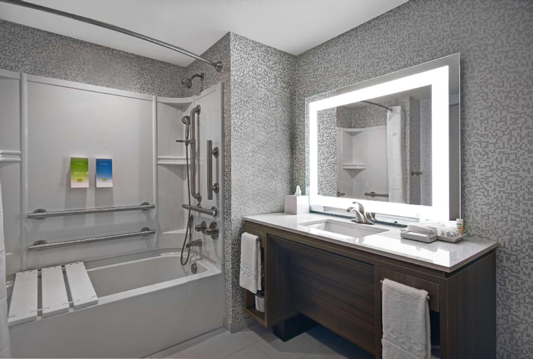 Bathroom 9
