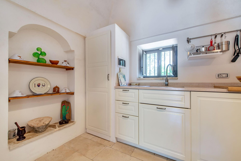 Room 3, Trullo Fedele Grande125, Brindisi
