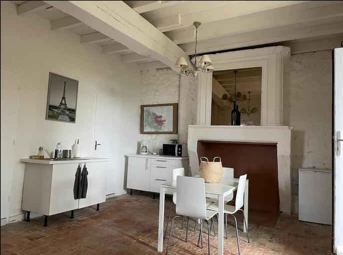 Public Area 3, La Suite Gustave proche Bordeaux, Gironde