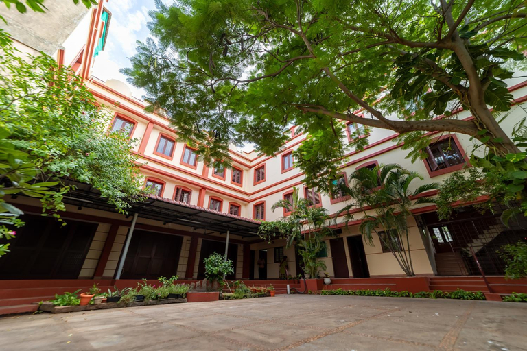 Sacar Guest House, Viluppuram