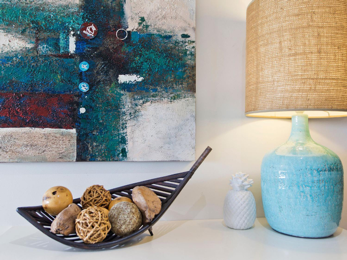 Food & Drinks, Vue Apartment 1 Edgar Bennett Avenue 28, Noosa - Noosa-Noosaville