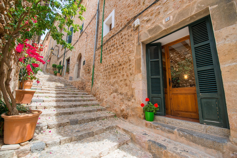 Room 2, Can Mateu in Fornalutx, Baleares