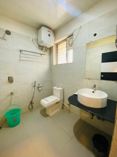Bathroom 4, Hotel Saayein Residency, Darjiling