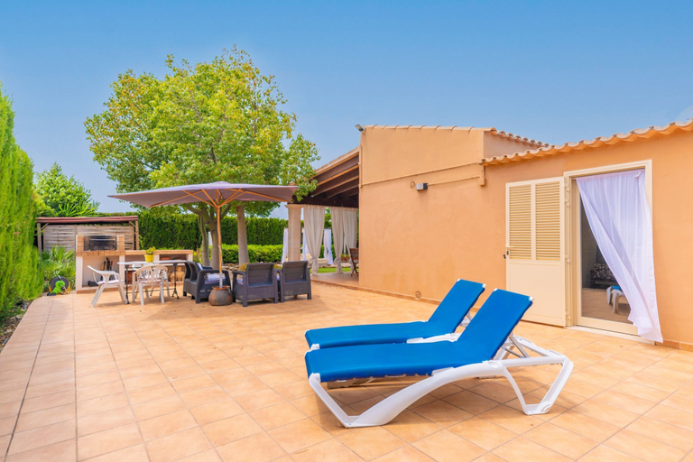 Room 4, Ses Canyes in Muro With 2 Bedrooms and 2 Bathrooms, Baleares