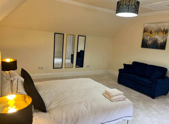 Bedroom 3, Glasgow Central Paradise - Spacious 3- Bed House, Glasgow