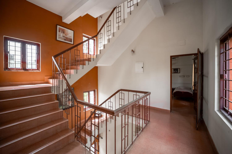 Others 4, Sacar Guest House, Viluppuram