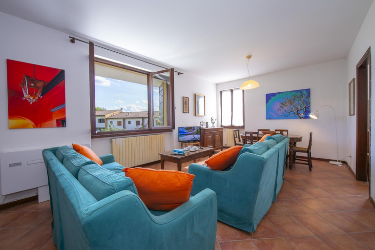 Room 3, Bardolino Garden Pool Tennis on the Lake, Verona