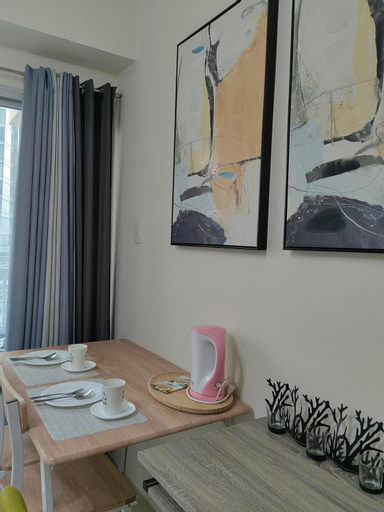 Dining Room 4