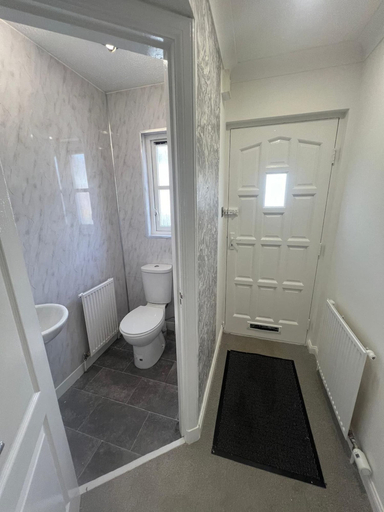Bathroom 4, Ayr Refurbished May 2024 3 Bedroom 140m2 Detached House With Private Gardens, South Ayrshire