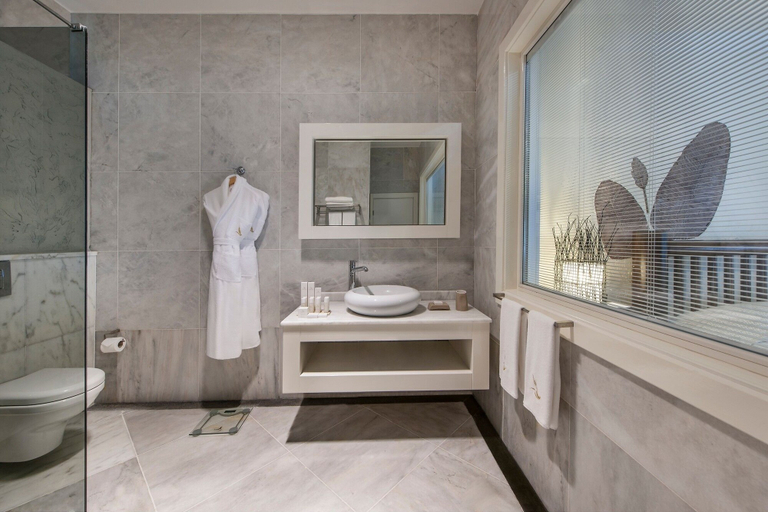 Bathroom 5, Sarpedor Boutique Hotel, Bodrum