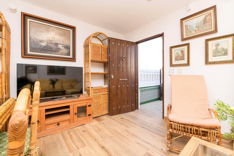 Room 3, El Paseo Del Faro in Chipiona, Cádiz