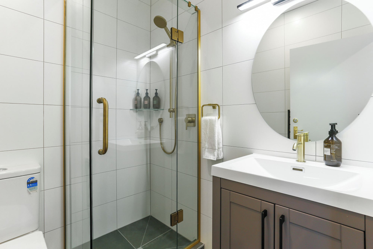 Bathroom 2, Dilworth Apartments by Urban Rest, Waitakere