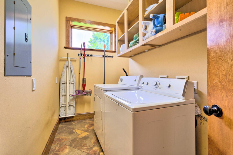 Bathroom 3, Bright Waveland Home - Walk to Beach Access!, Hancock