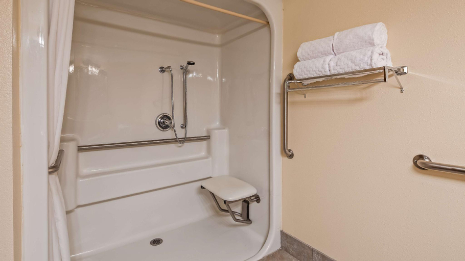 Bathroom 3