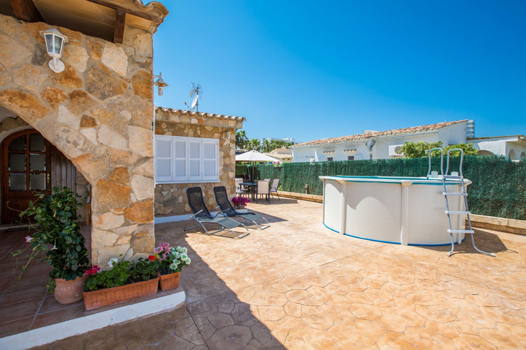 Room 5, Can Rovet in Alc dia, Baleares
