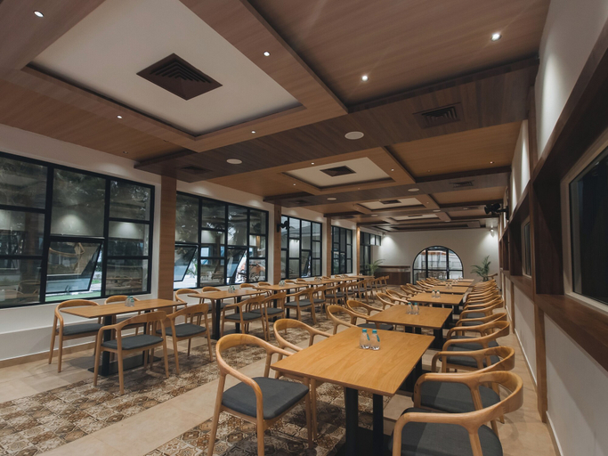 Food & Drinks 4, RK Resorts, Karaikal