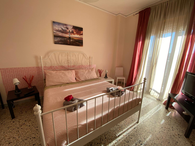 Bedroom 2, Corso Vittorio Emanuele Luxury house, Salerno
