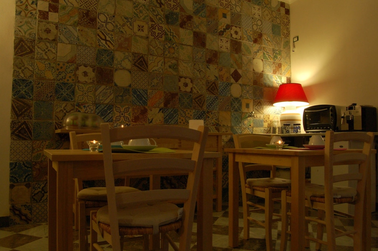 Food & Drinks 5, B&B Federico Secondo, Palermo