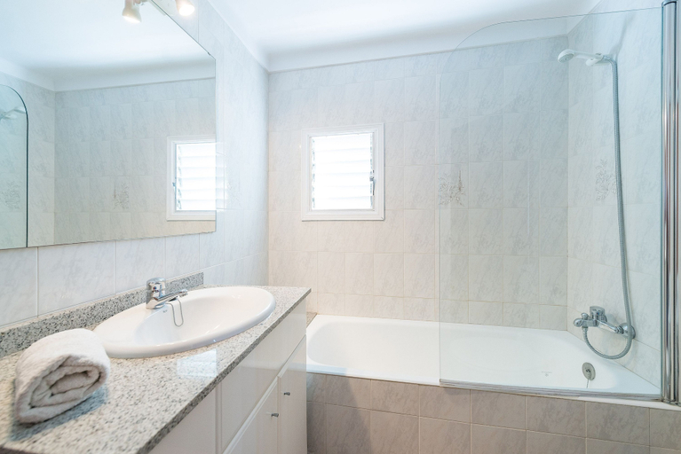 Bathroom 3, Ca n Coll in Pollen a, Baleares