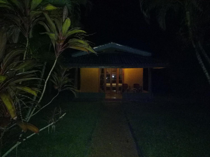 Exterior & Views, Mangrove villa - Yoga & Ayurveda, Mathugama