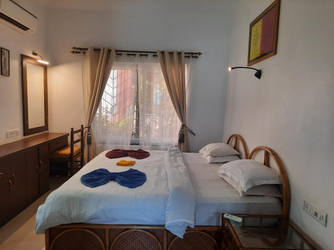 Others 5, Villa Sunflower, South Goa