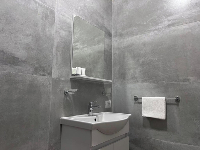 Bathroom 2, Lians Rooms, Vlorës