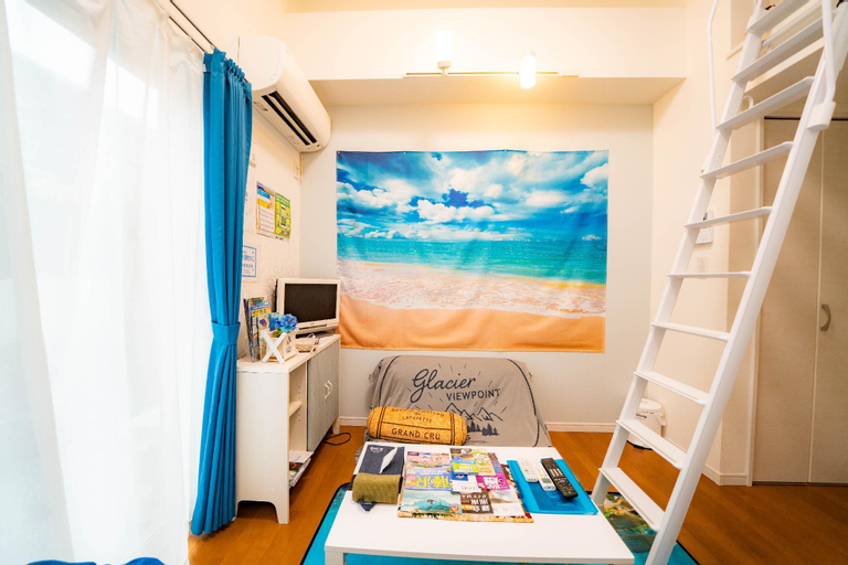 Rebeasu Katase Enoshima WEST 105, Fujisawa