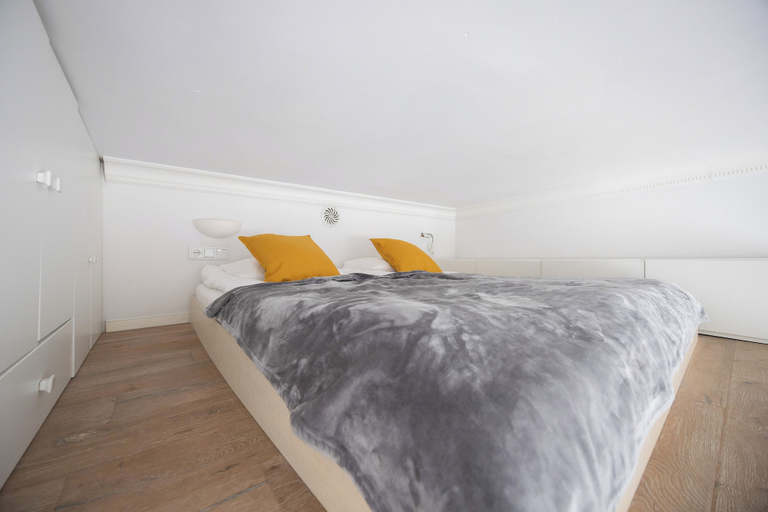 Bedroom, Bright Apartment for 4 by Renters, Warsaw