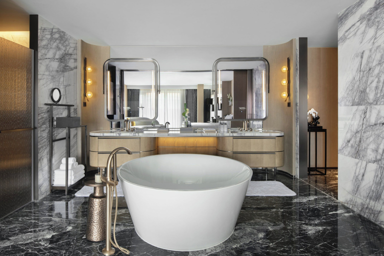 Bathroom 5, Intercontinental Xiangyang by IHG, Xiangfan