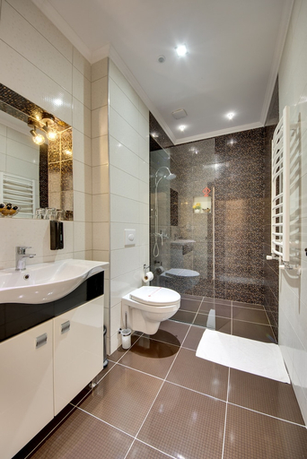 Bathroom 4, Hotel Montefila