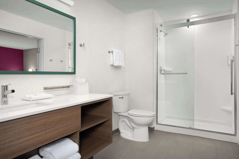 Bathroom 4, Home2 Suites by Hilton Lubbock University, Lubbock