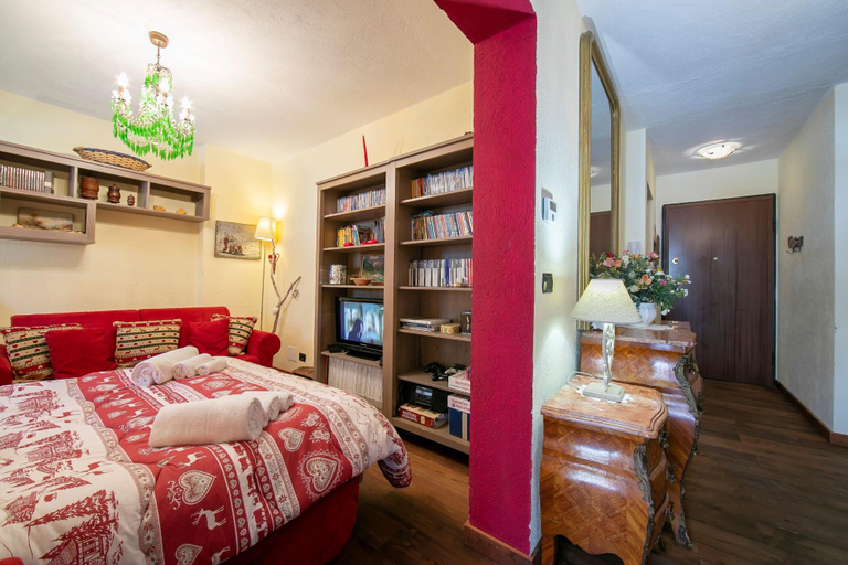 Room 4, Baita La Ciaburna Skiing Nearby, Torino