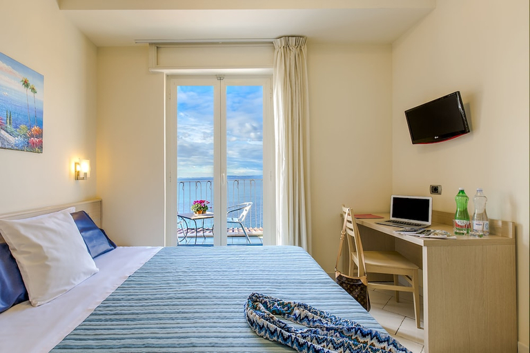 Bedroom 2, Cosmomare Hotel Sorrento, Napoli