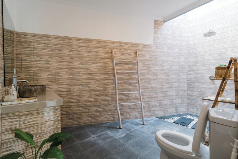 Bathroom 4, Villa Leya & Leon Canggu - Private 3BR Villa with Pool, Badung