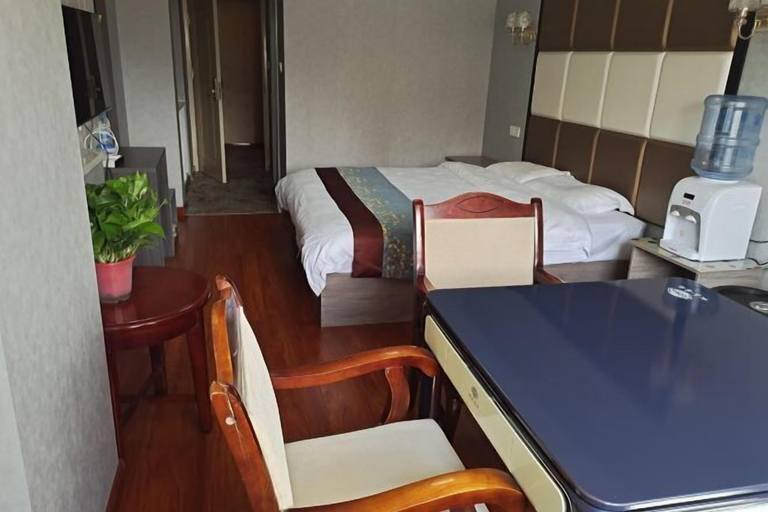 Bedroom 3, Yuzhong GongXiao Hotel, Lanzhou