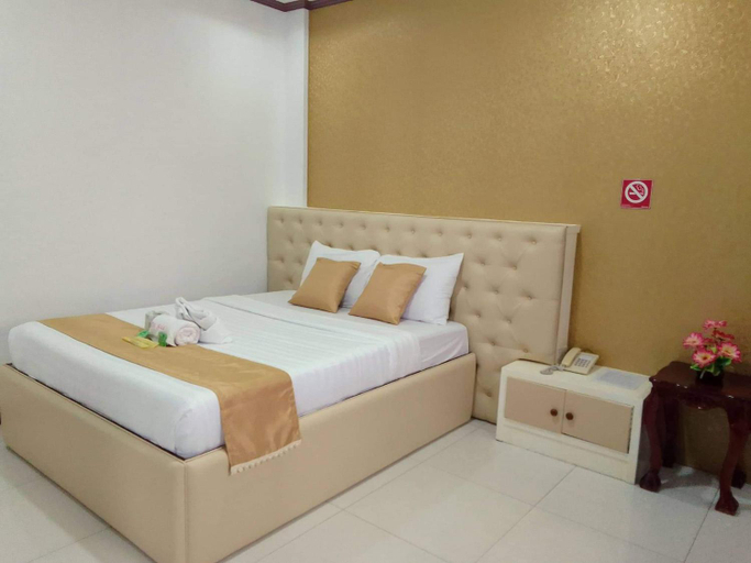 Bedroom 4, D Mariners Inn , Batangas City