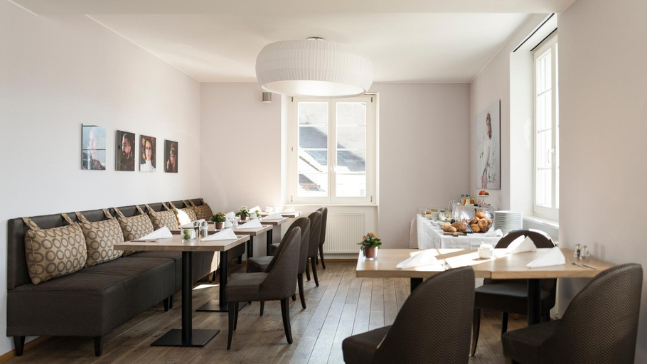 Food & Drinks 3, BASE II - Das Bed & Breakfast bei Basel (Lorrach), Lörrach