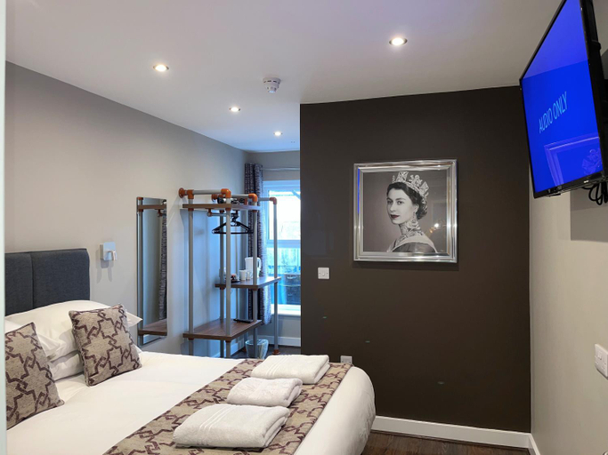 Bedroom 5, The Vine Hotel Chapel st Leonards, Lincolnshire