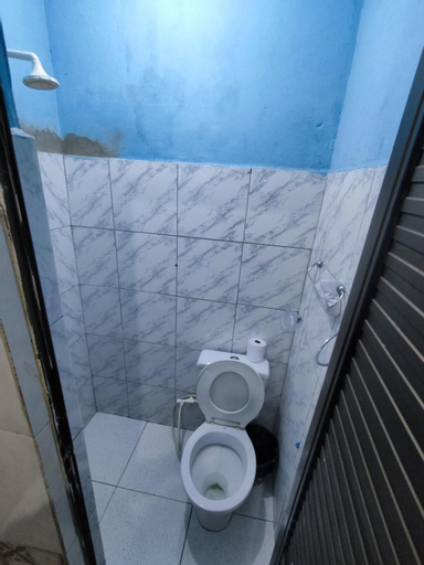Bathroom 8