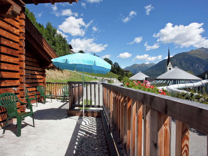 Others 4, Chic Chalet Wald in Pinzgau With Pool, Zell am See