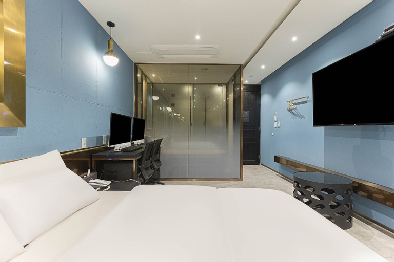 Bedroom 10